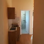 Xani * Himarë