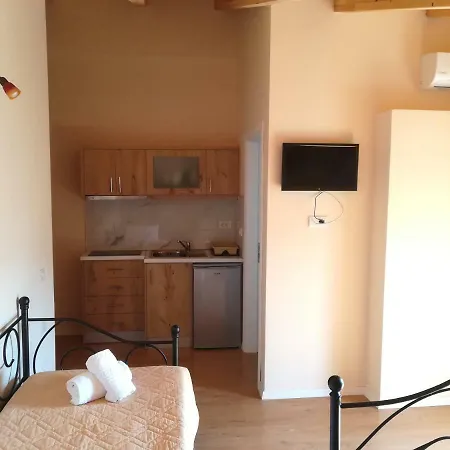 Xani Appartamento Himare
